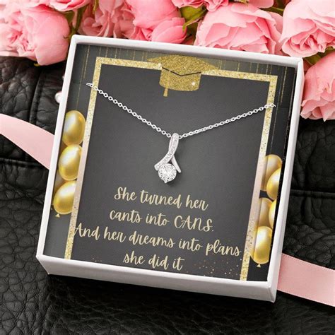 The Best Graduation Gift Jewelry Ideas For a Recent Grad 